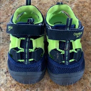 Toddler shoes
